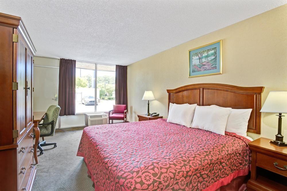 Days Inn By Wyndham Hampton Near Coliseum Convention Center Luaran gambar