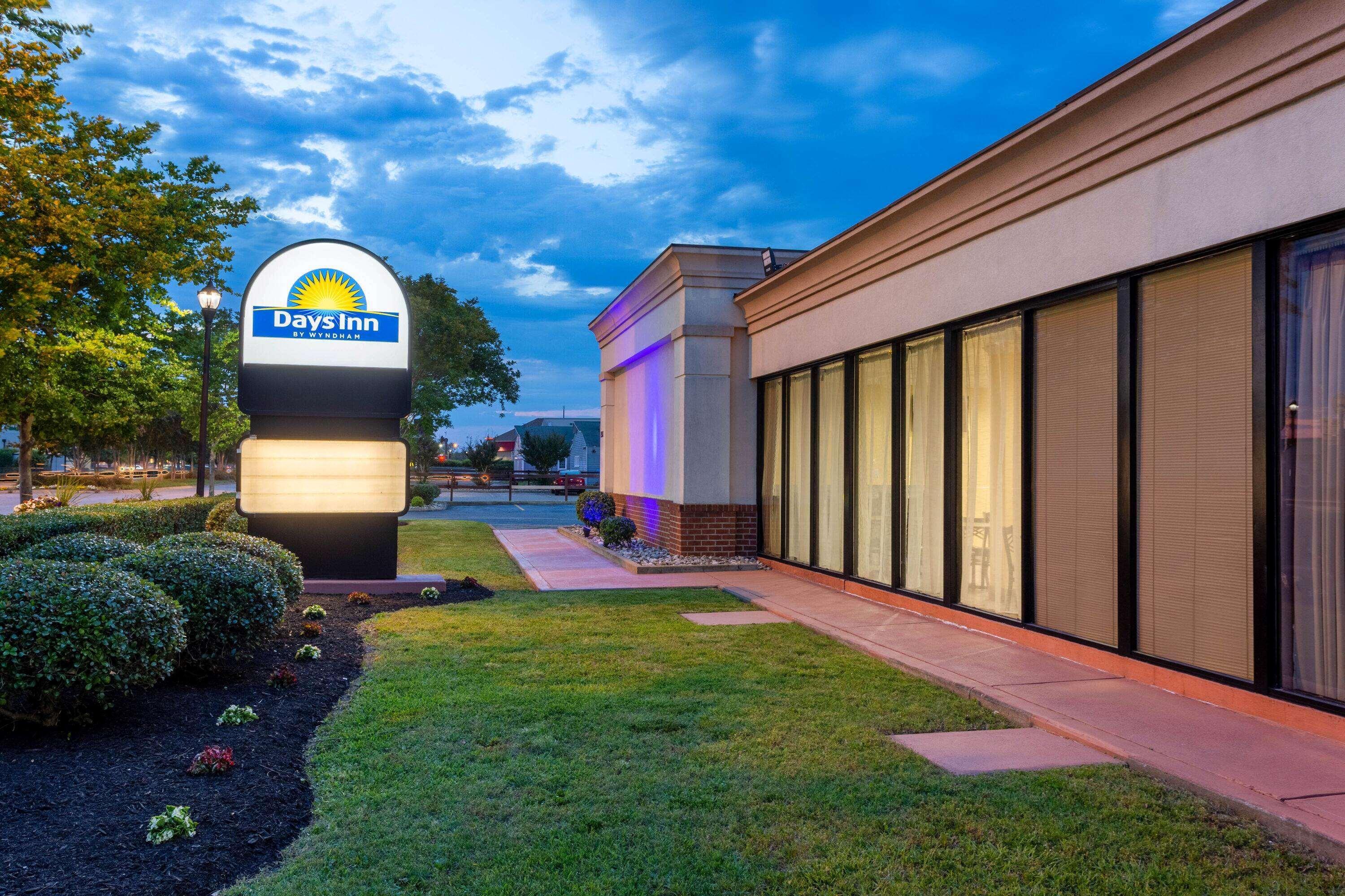 Days Inn By Wyndham Hampton Near Coliseum Convention Center Luaran gambar